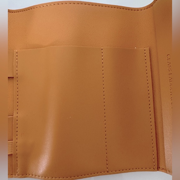 EUC 🧡 Warm Yellow Glass Ladder & Co Travel Accessories Organizer. - Picture 5 of 7